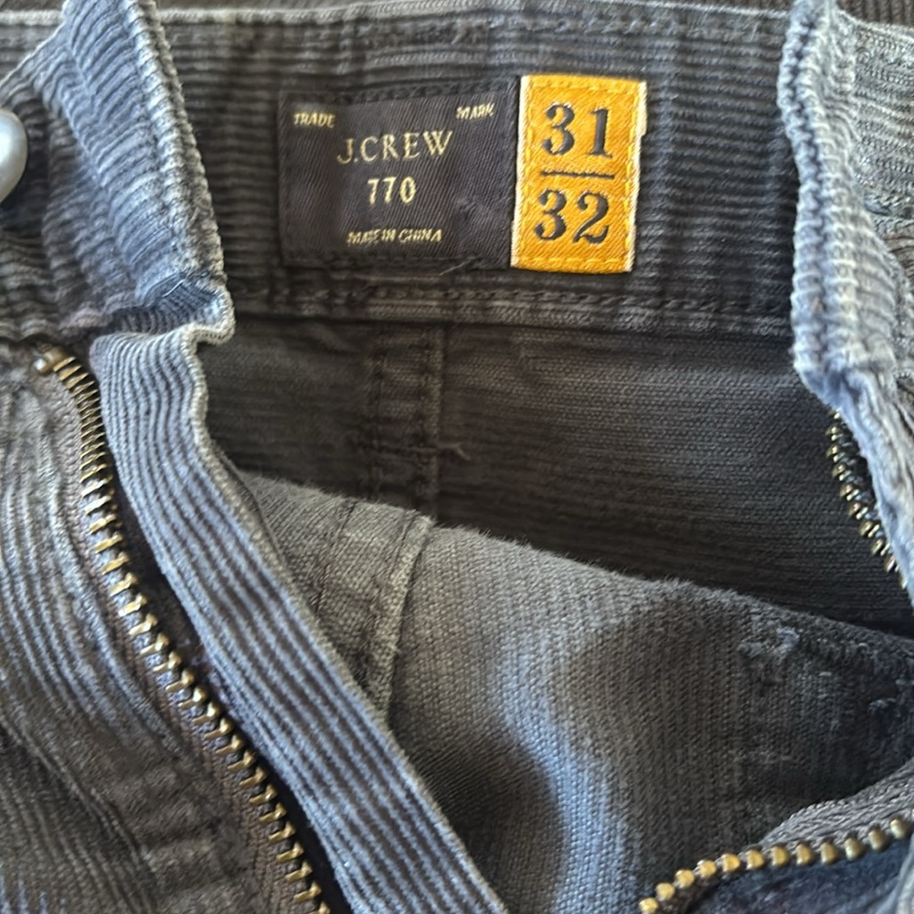 J. Crew Men's Dark Gray Straight Jeans - Picture 8 of 8
